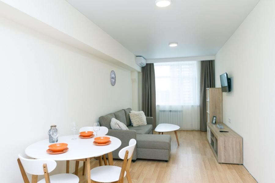 Apartments Smarthause Киев Екстериор снимка